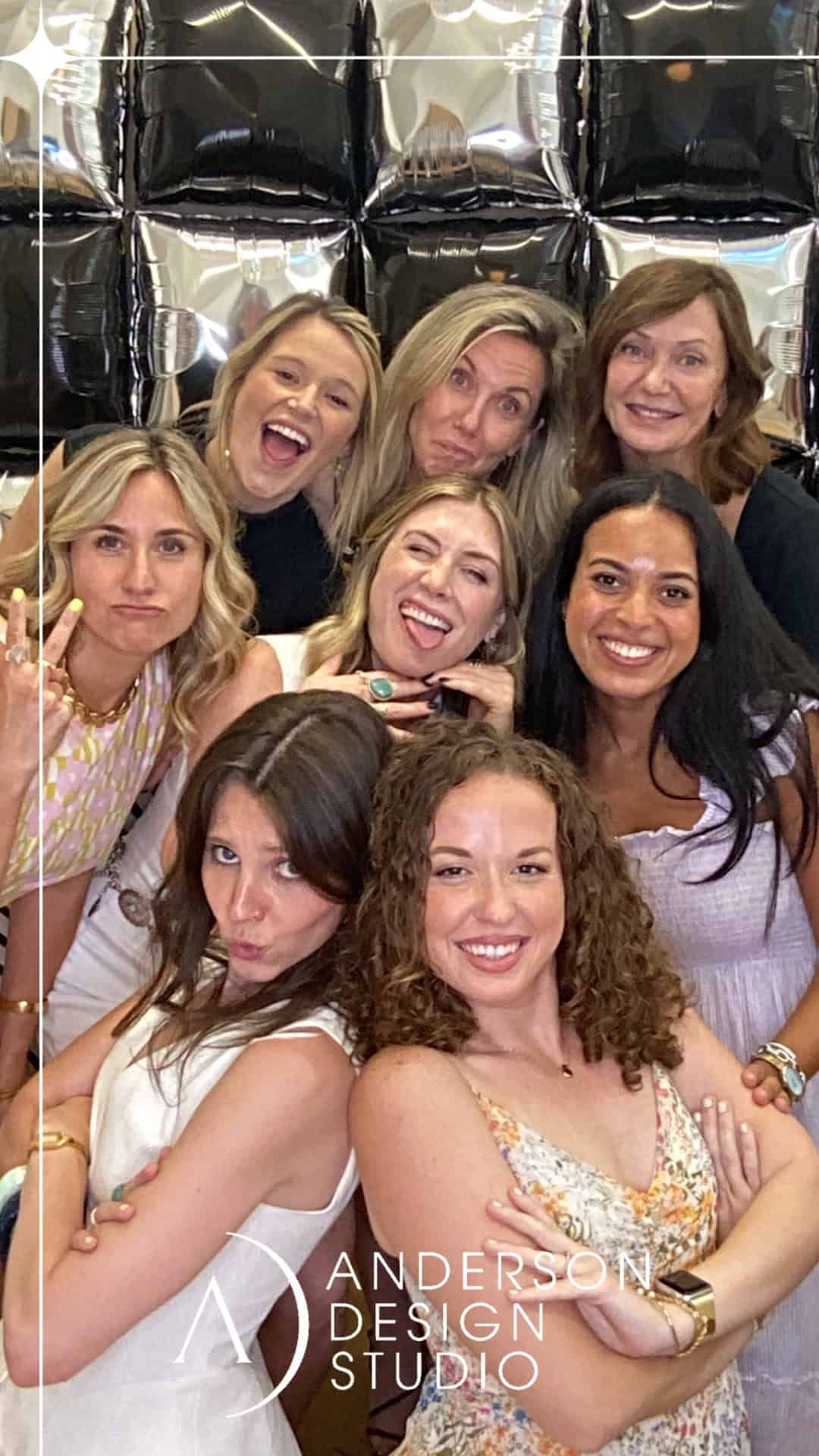 Affordable Customizable Photobooth for Events